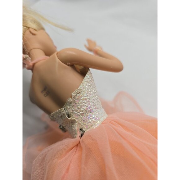 Barbie Peaches 'n Cream 1984 Mattel Replacement Dress Gown On Doll- FLAWED AS IS - Picture 7 of 16